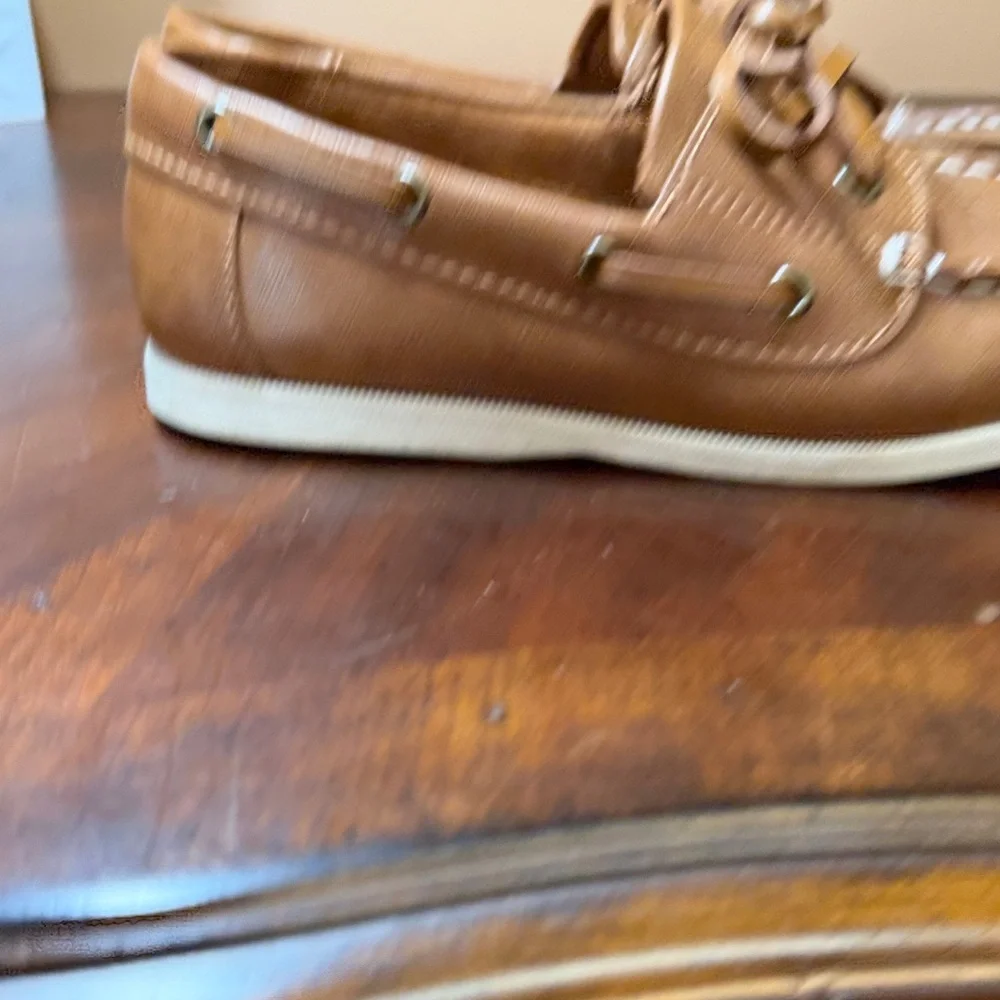 Cat &‎ Jack Tan Leather Boat Shoes